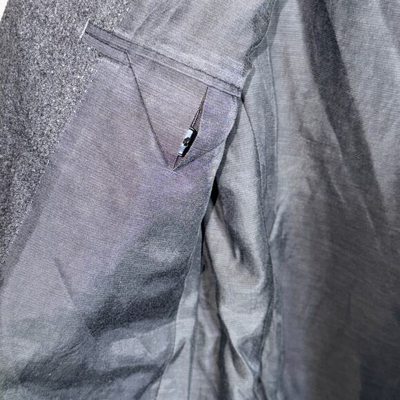 Calvin Klein Men's Slim-Fit Gray Solid Wool-Blend Suit Jacket Grey 40S $450 - Picture 8 of 8
